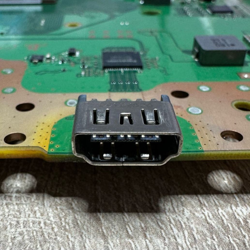Inlocuire mufa HDMI