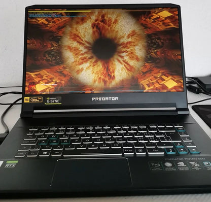 Mentenanță laptop